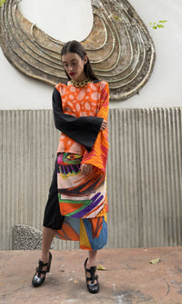Blusa Modernista Woman In Hat